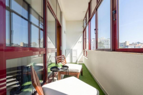Cozy Sunny Flats by Hostwise